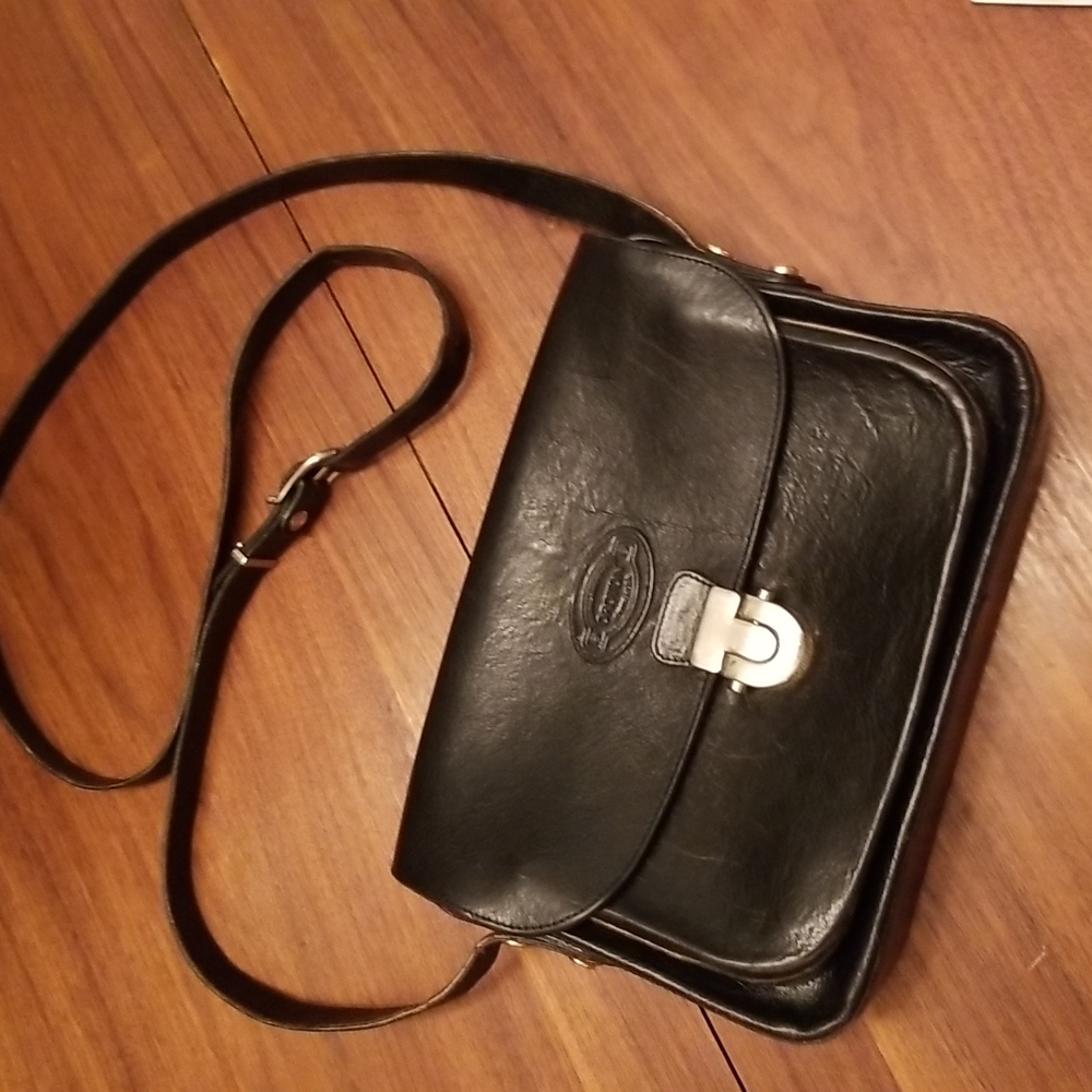 Oroton vintage black leather hard shell BEAUTY!